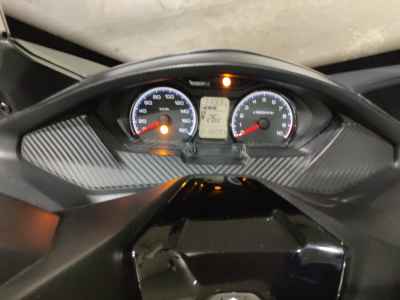 Suzuki Burgman 400 2022