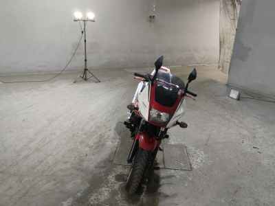 Honda CB400 Super Boldor
