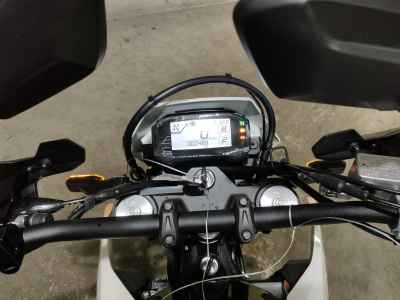 Suzuki DR-Z4SM 2025