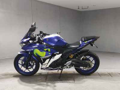 Yamaha YZF-R25 2015