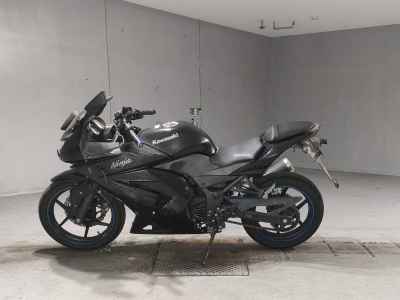 Kawasaki Ninja 250R 2012