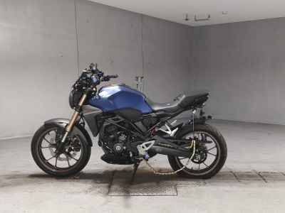 Honda CB250R 2019