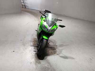 Kawasaki Ninja 400R 2011