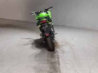 Kawasaki Ninja 400R 2011