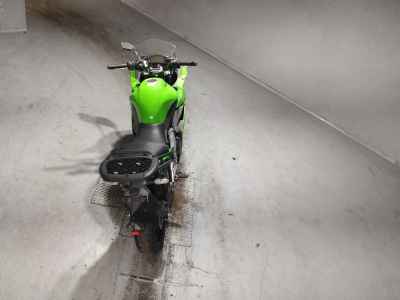 Kawasaki Ninja 400R 2011