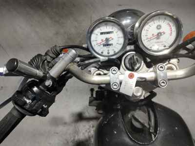 Yamaha SR400