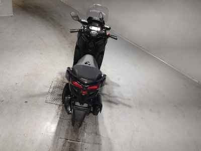 Yamaha XMAX 250