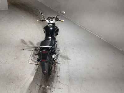 Suzuki GSR250