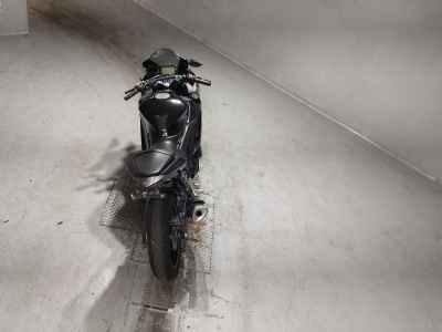 Yamaha YZF-R25