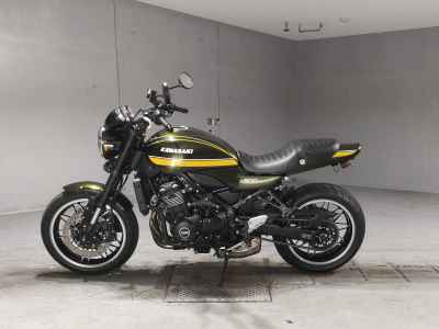 Kawasaki Z900RS 2021