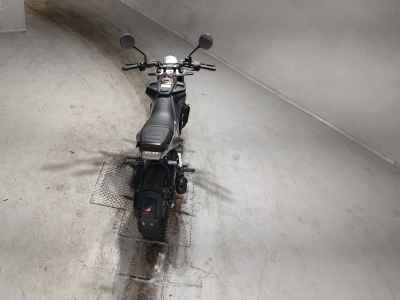 Husqvarna Svartpilen 250 2021