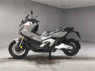 Honda X-Adv 750 2025