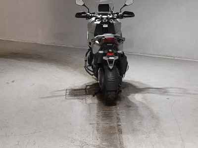 Honda X-Adv 750 2025