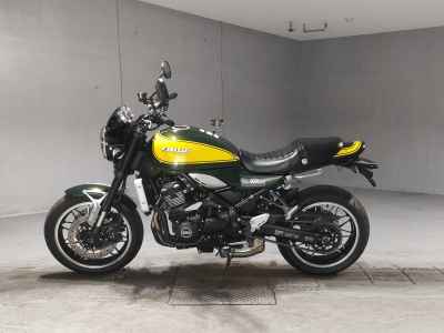 Kawasaki Z900RS 2023