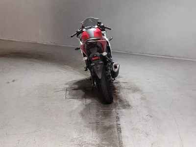 Yamaha YZF-R25