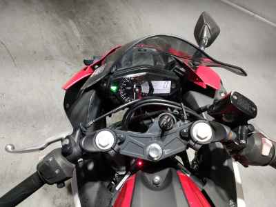 Yamaha YZF-R25