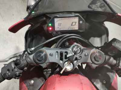 Yamaha YZF-R25