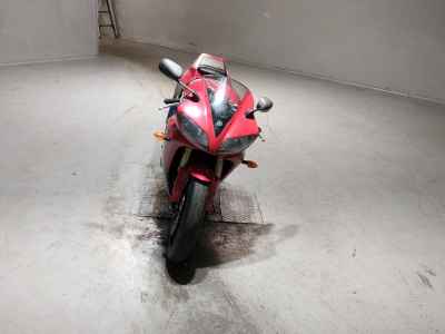 Yamaha YZF-R1