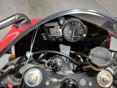 Yamaha YZF-R1