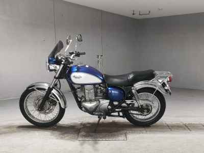 Kawasaki Estrella