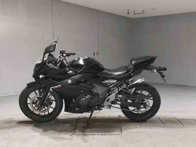 Suzuki GSX250R