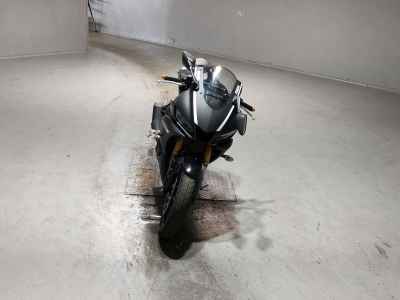 Yamaha YZF-R25 2019
