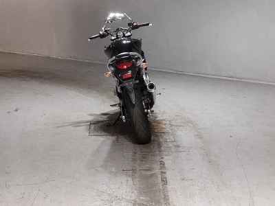 Suzuki Gladius SFV400 2010