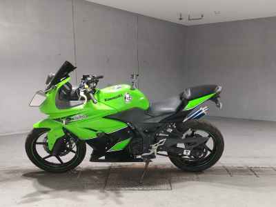 Kawasaki Ninja 250R 2011