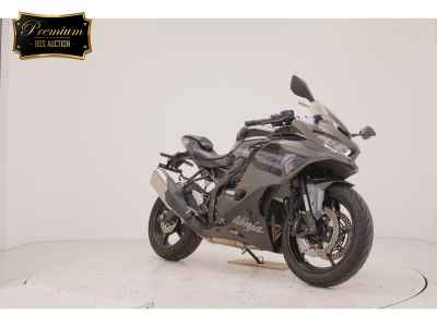 Kawasaki Ninja ZX-4R SE 2025