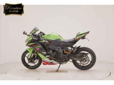 Kawasaki Ninja ZX-25R 2022