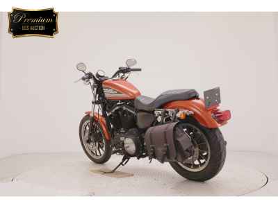 Harley-Davidson Sportster XL883R 2011