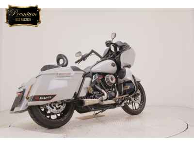 Harley-Davidson Road Glide FLTRXSE1923 CVO 2020