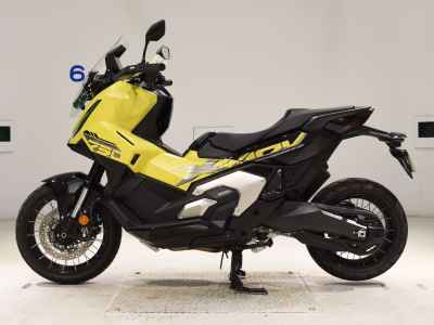 Honda X-Adv 750 2025