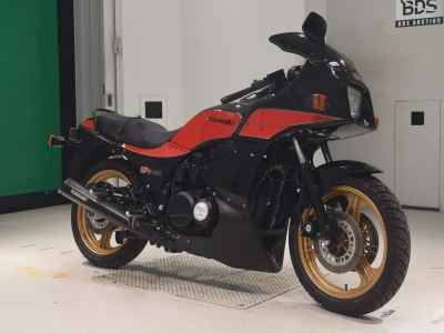 Kawasaki GPZ750 2026