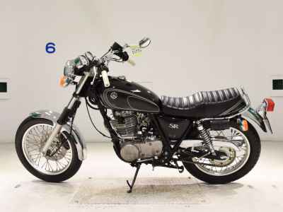 Yamaha SR400 2012