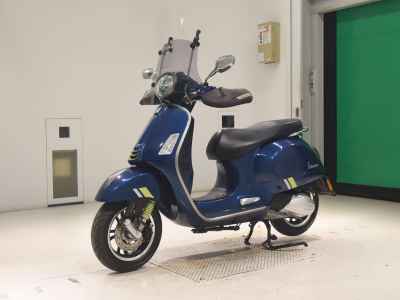 Vespa GTS 300 Super 2023