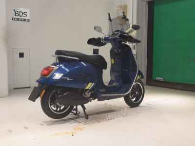 Vespa GTS 300 Super 2023