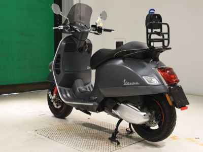 Vespa 300 2022