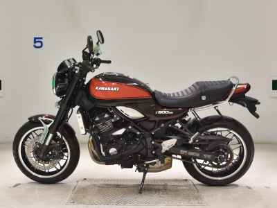 Kawasaki Z900RS 2017
