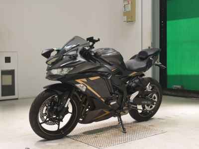 Kawasaki Ninja ZX-25R SE 2022