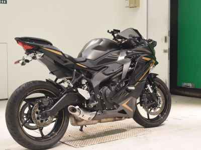 Kawasaki Ninja ZX-25R SE 2022