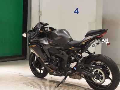 Kawasaki Ninja ZX-25R SE 2022