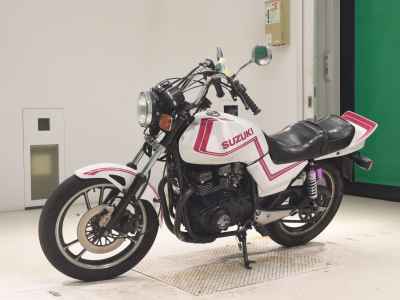 Suzuki GSX400E 2023