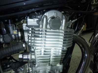 Yamaha SR400 2022