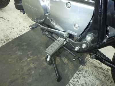 Yamaha SR400 2022