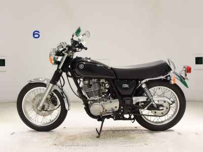 Yamaha SR400 2011