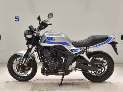 Honda CB1000F 2025
