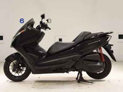 Honda Forza 2013