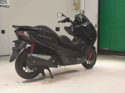Honda Forza 2013