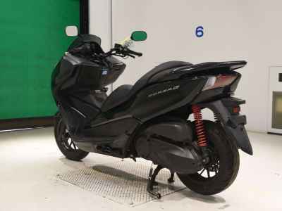 Honda Forza 2013